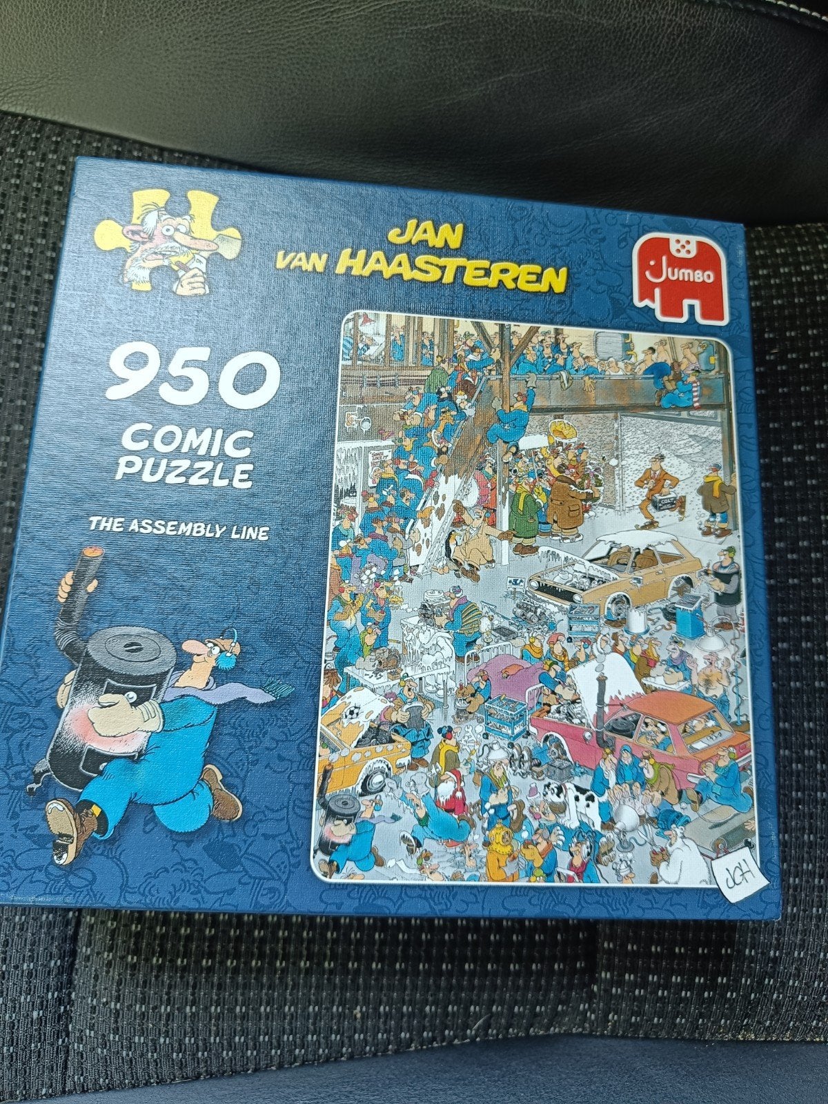 Jan van Haasteren 950 stukjes - The Assembly Line, Ophalen of Verzenden, 500 t/m 1500 stukjes, Zo goed als nieuw, Legpuzzel