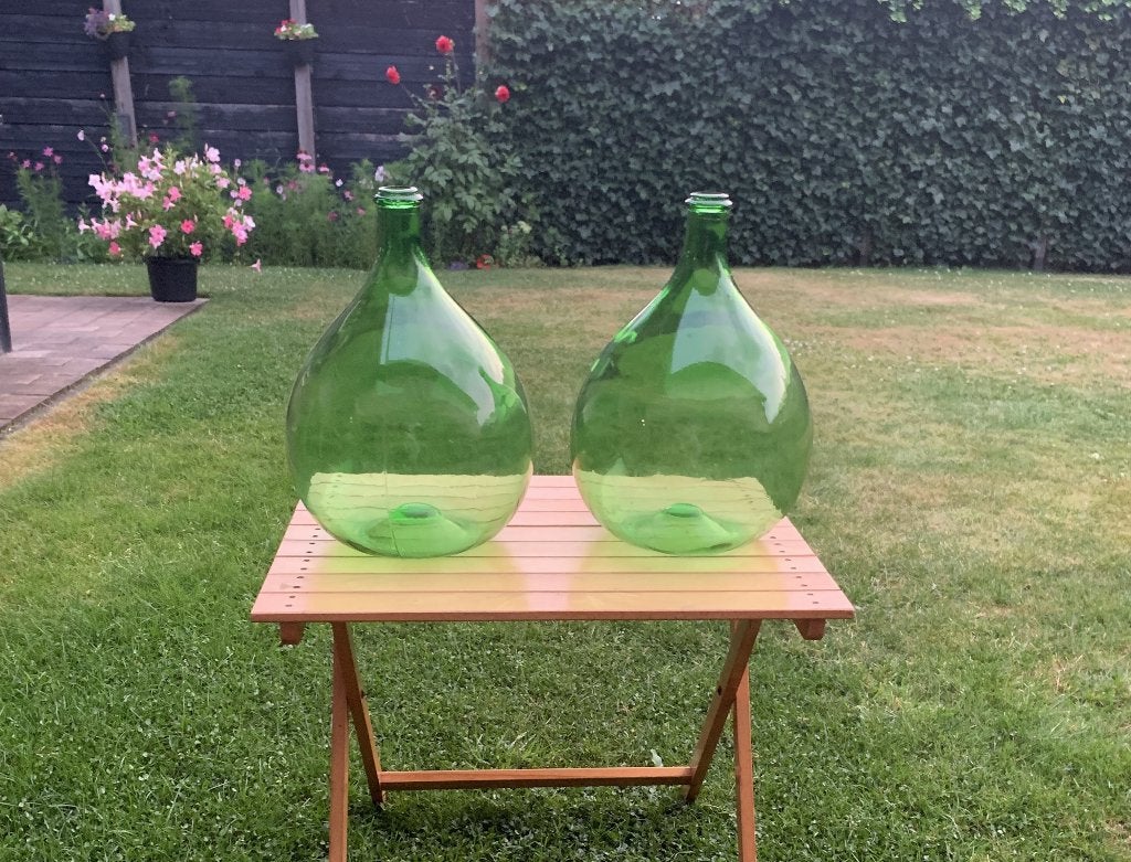 2× brocante groene fles, gistfles, 2 gelijke flessen, Antiek en Kunst, Curiosa en Brocante, Ophalen