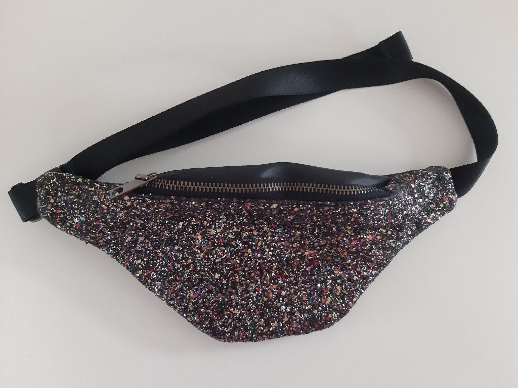 Heuptasje zwart met kleurrijke glitters (Shoeby), Ophalen of Verzenden, Nieuw, Zwart, Overige typen
