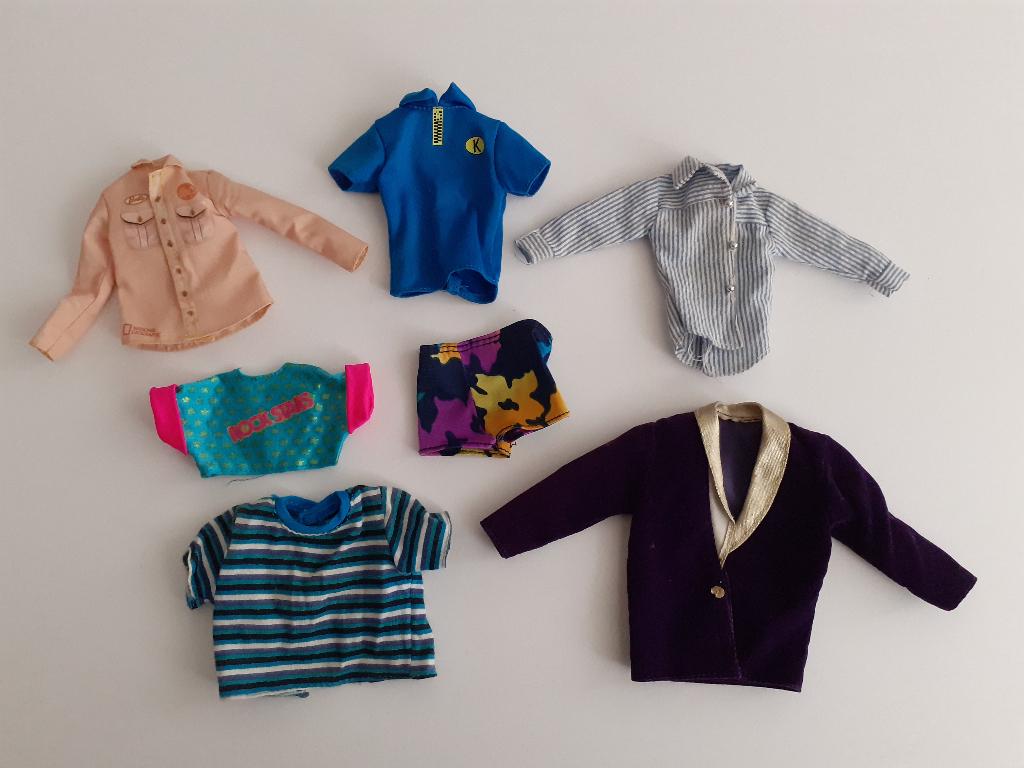 oude barbie en ken pop kleertjes mattel, Ophalen of Verzenden, Gebruikt, Kleertjes