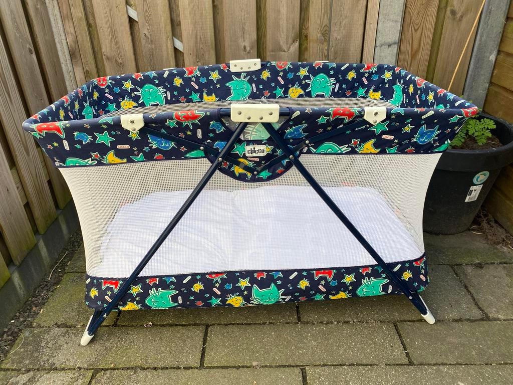 Chicco campingbedje met matras, Kinderen en Baby's, Ophalen, Gebruikt, Reisbedje