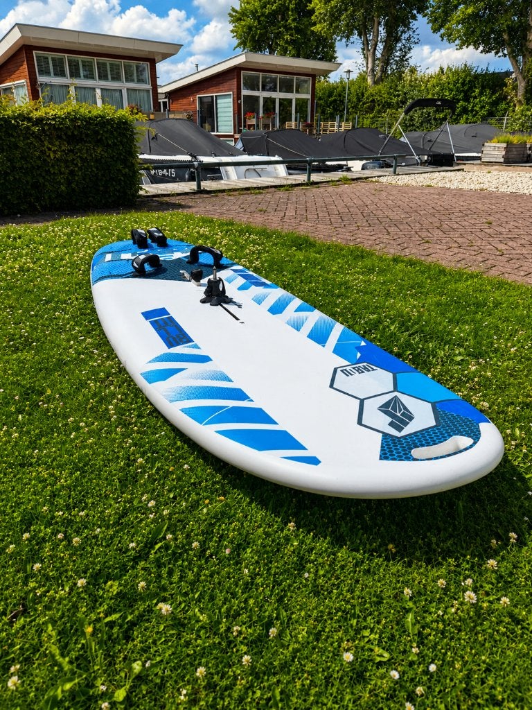 Windsurfset Tabou Bullit 185 | Duotone E-Pace | 3 Zeilen, Ophalen, 250 tot 300 cm, Met mast, Tabou