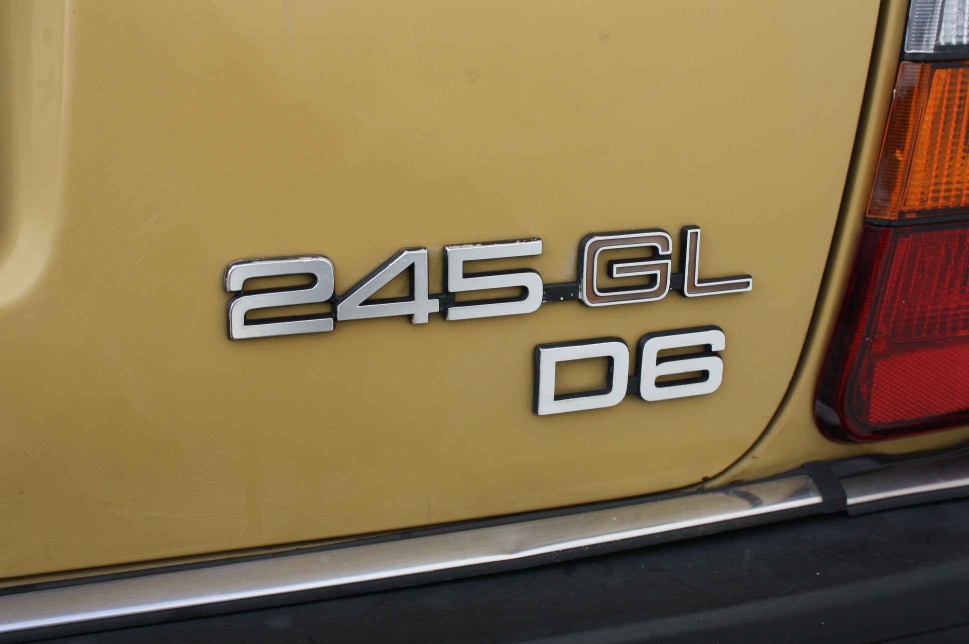 Volvo 245 GL D6 met Overdrive (bj 1981), foto 12