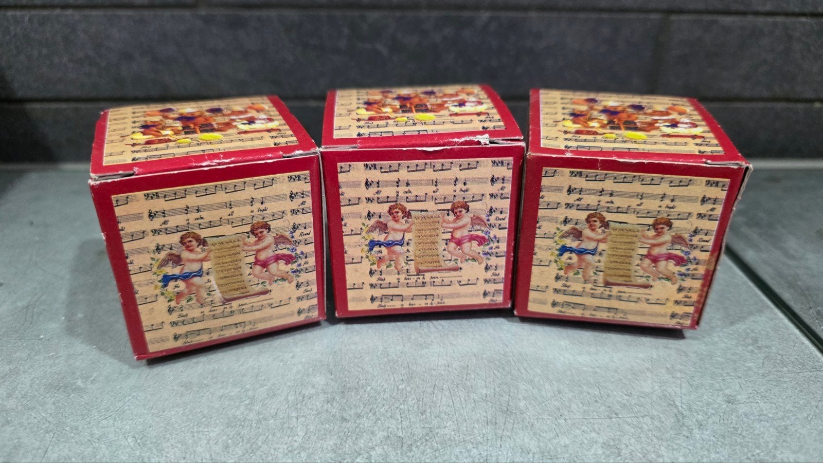 Set van 3 Oude Luciferdoosjes - Vintage Decoratie 5x5x5 cm, Verzamelen, Ophalen of Verzenden, Zo goed als nieuw, Luciferdoosjes of -merken
