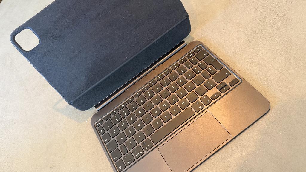 Apple Magic Keyboard voor 11‑inch iPad Pro (M5), Computers en Software, Apple iPads, Ophalen, Apple iPad, 11 inch, Zo goed als nieuw