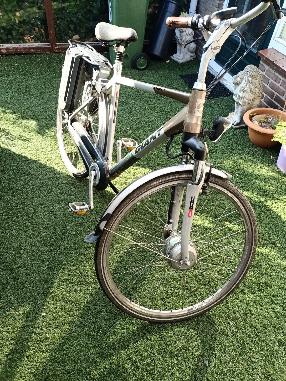 Giant Twist elektrische fiets , een goede fiets, Ophalen, Gebruikt, 30 tot 50 km per accu, Giant