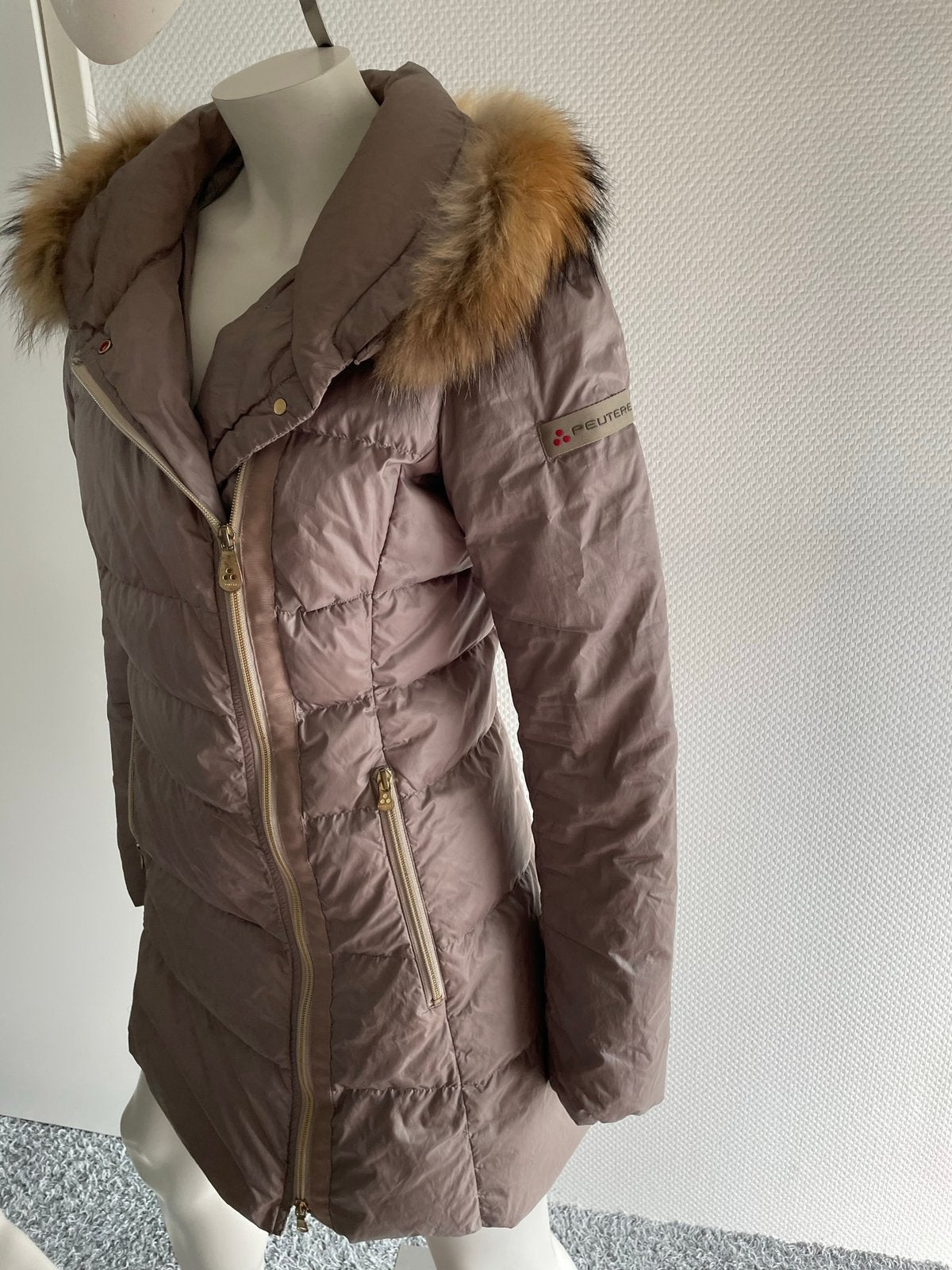 Peuterey winterjas met mooie bontkraag maat it 44., Kleding | Dames, Maat 38/40 (M), Bruin, Ophalen of Verzenden, Zo goed als nieuw