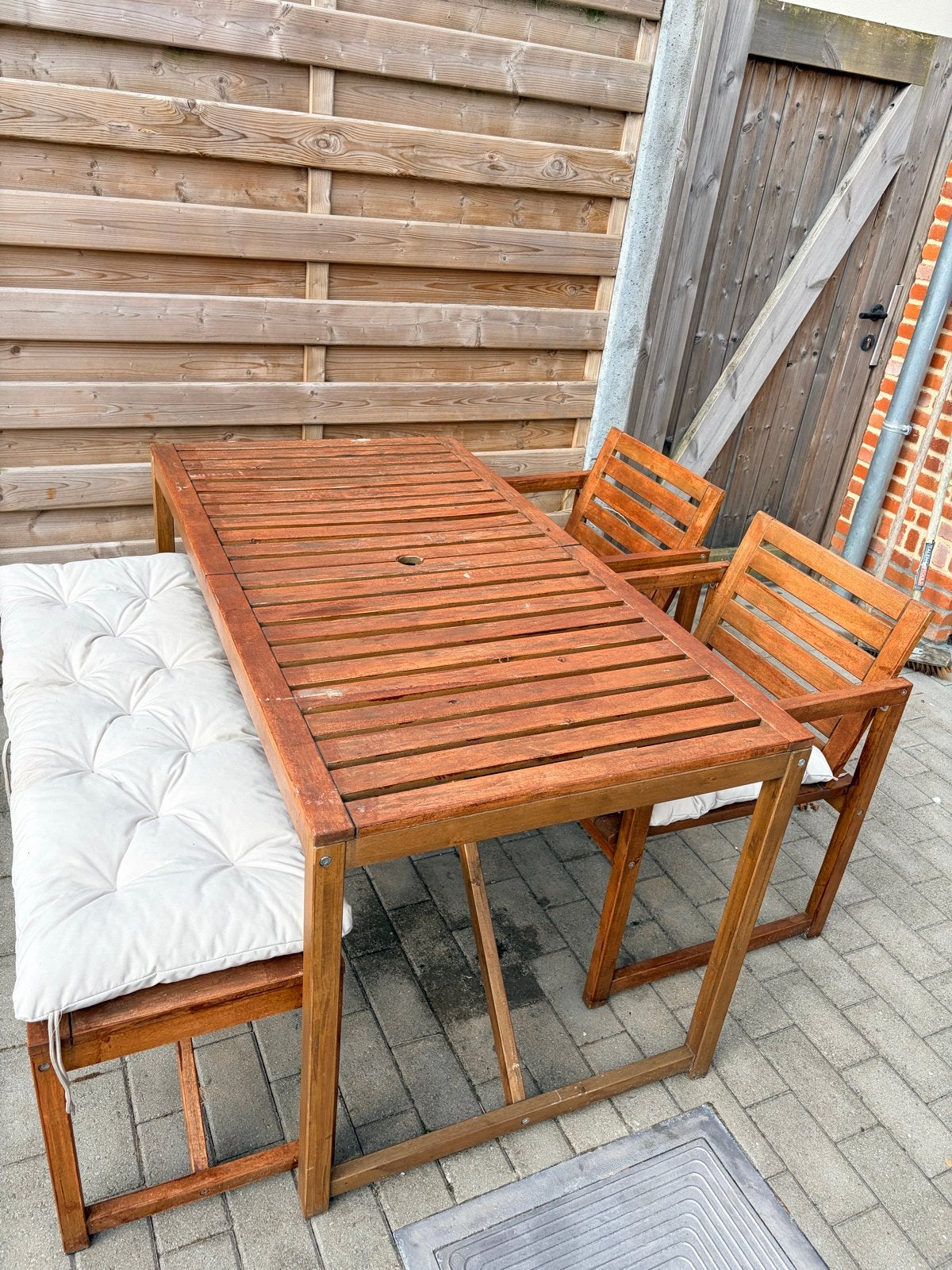 Ikea NÄMMARÖ tuinset met bank en 2 stoelen, Ophalen, 4 zitplaatsen, Gebruikt, Eettafel