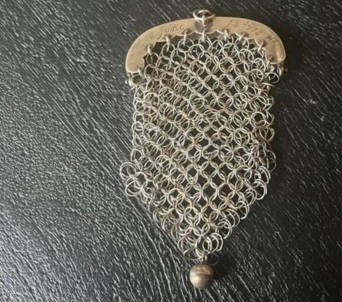Zilveren ANTIEK MALIENKOLDER BEURSJE 1853, Verzenden, Zilver