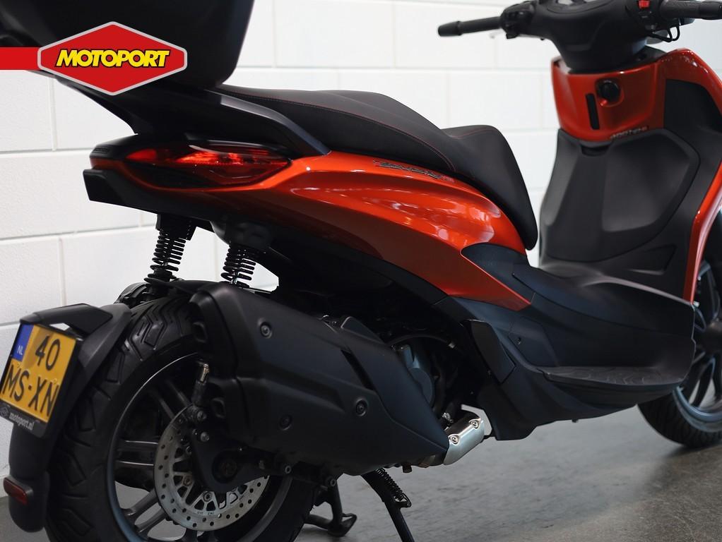Piaggio BEVERLY 400 S (bj 2023), 400 cc, Piaggio & C .s.p.a., Viale Rinaldo Piaggio 25
56025  Pontedera, IT, Bedrijf