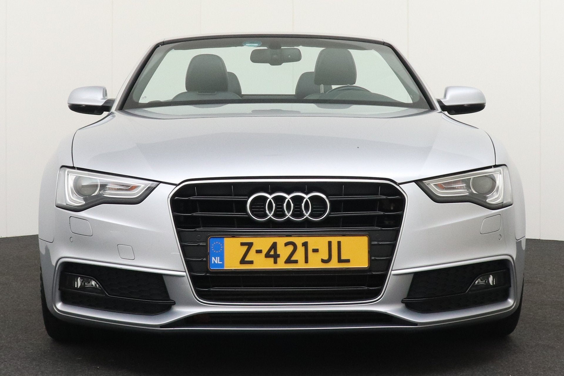 Audi A5 Cabriolet Aut. S-Line Leder/Sportstoel Nek+Stoelverw, Auto's, Dealer onderhouden, Gebruikt, 4 cilinders, Cabriolet