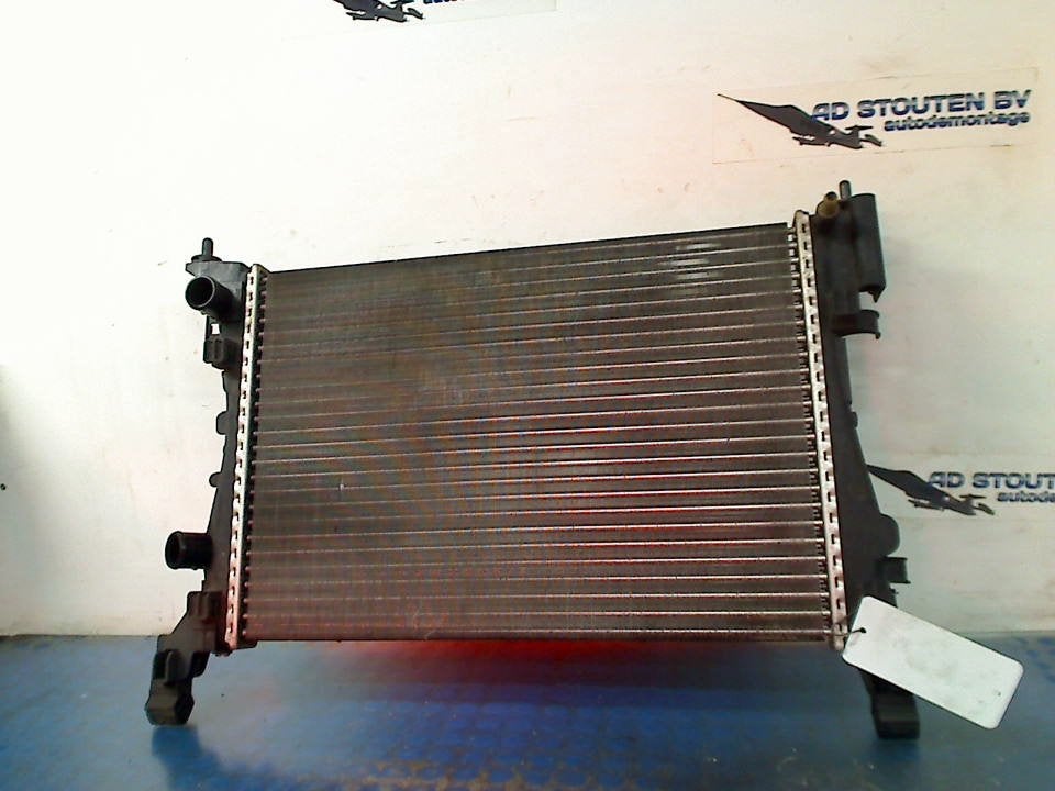 Radiateur Opel Corsa D (2006-07/2014-08) 55701408, Gebruikt, Bahnhofsplatz, Rüsselsheim am Main 65423, , Duitsland, Opel, Opel Automobile GmbH