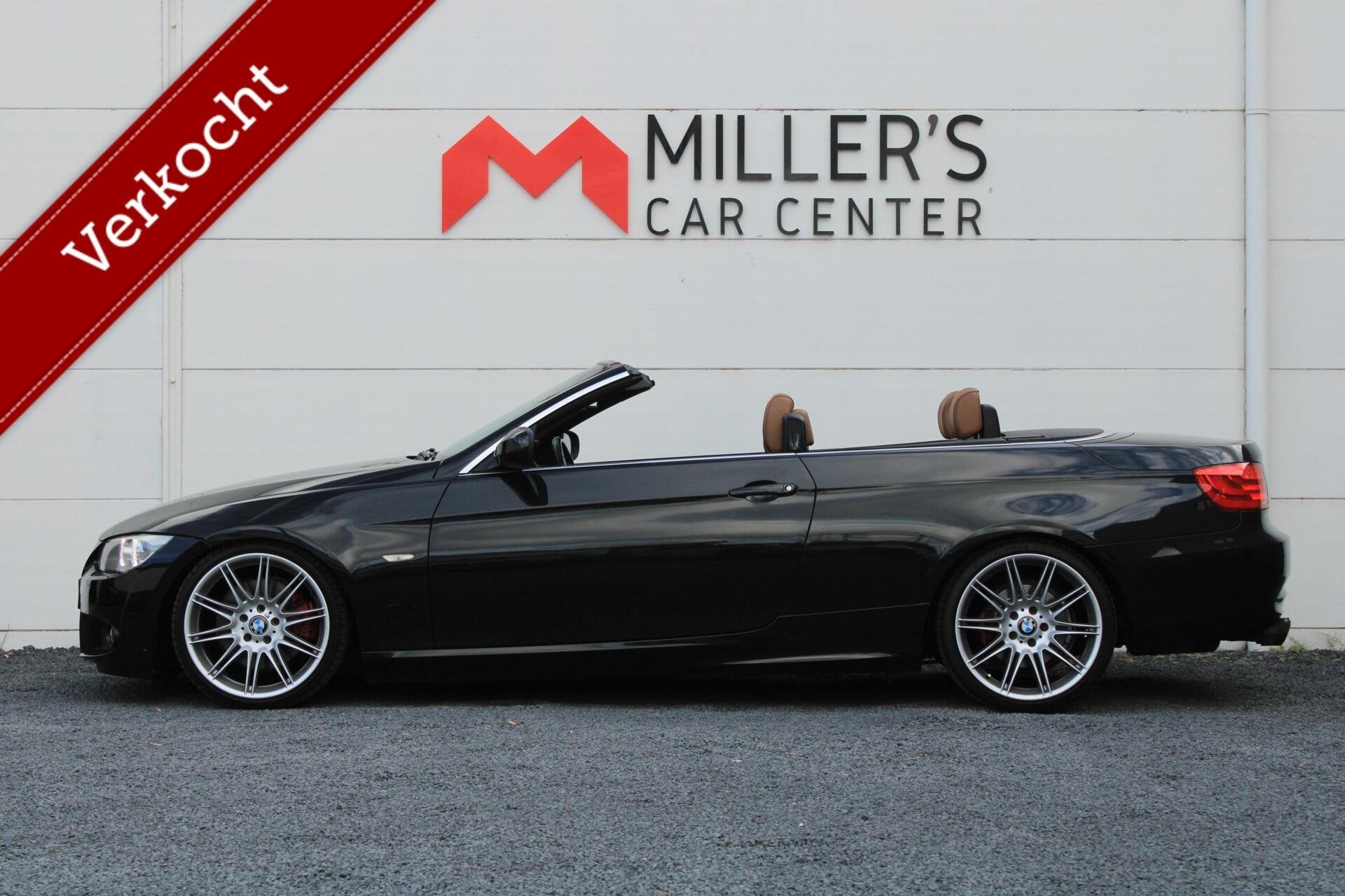 BMW 3-serie Cabrio 325i High Executive Camera Carplay 265 PK, Auto's, Achterwielaandrijving, Gebruikt, 4 stoelen, Leder