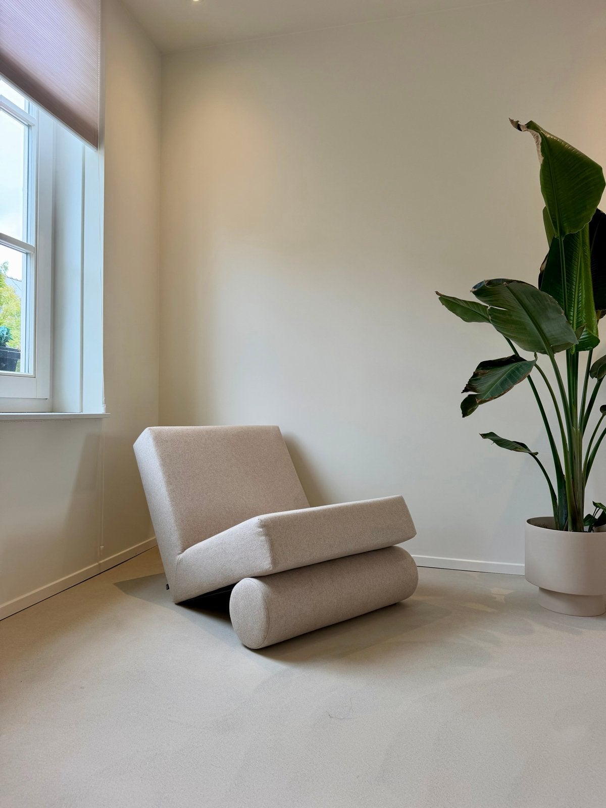 Studio Henk Lean Lounge Chair Fauteuil Beige, Ophalen, Nieuw, Stof, 75 tot 100 cm