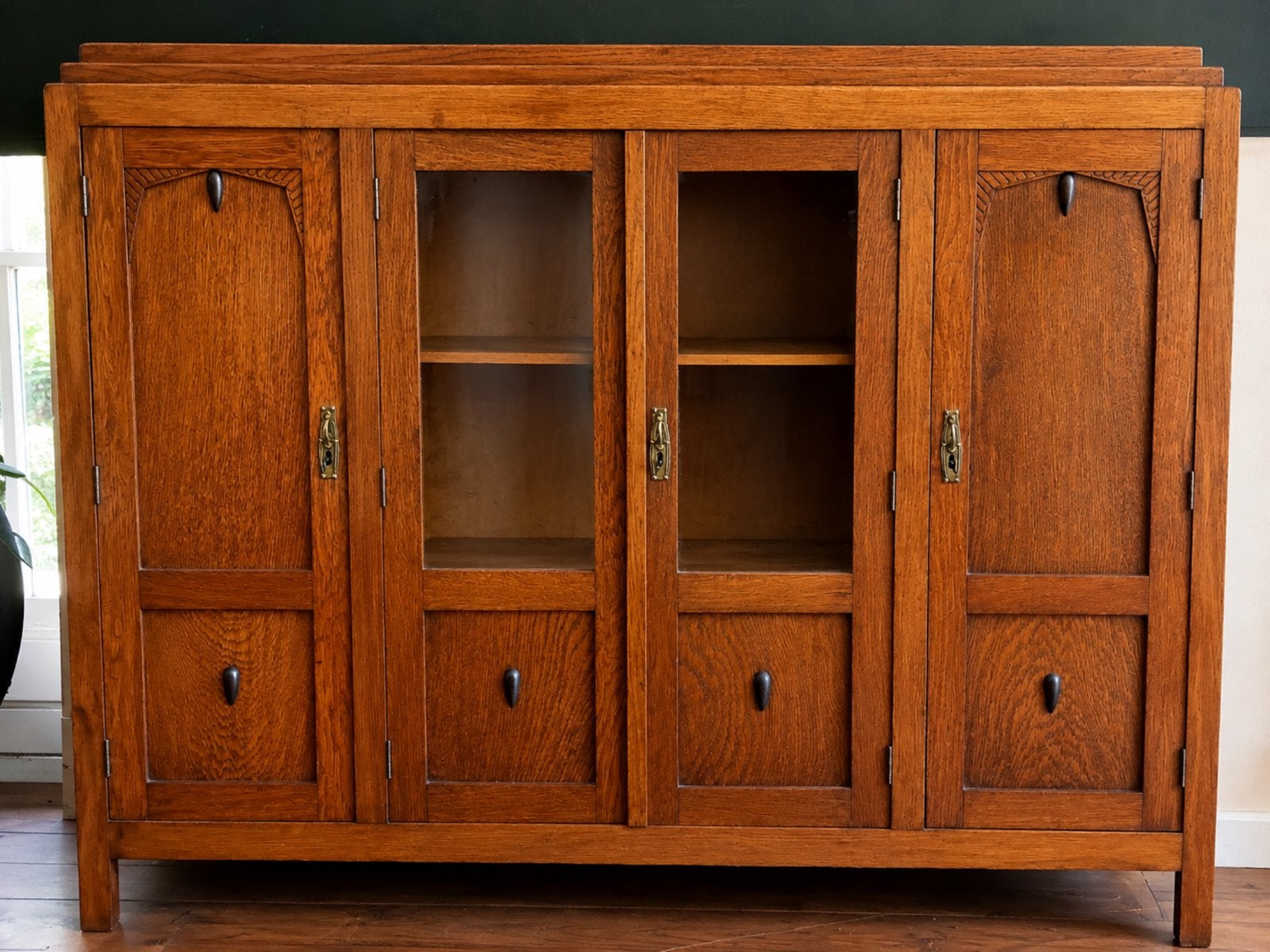 Antiek Amsterdamse school dressoir met glazen deuren, Ophalen