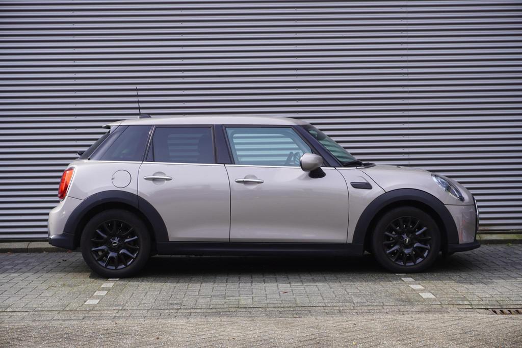 MINI 5-deurs One Classic Uitvoering | Comfort Plus Pakket |, Voorwielaandrijving, Stof, Gebruikt, Met garantie (alle)
