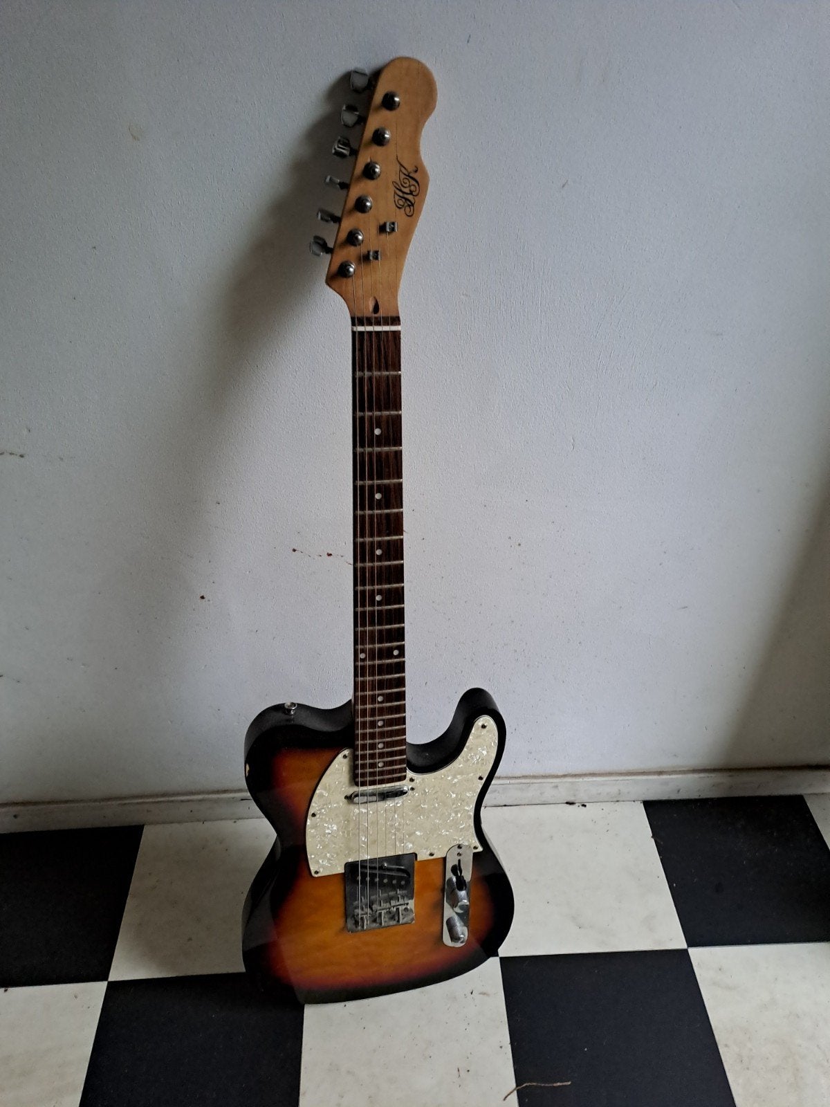 electrische gitaar, Ophalen
