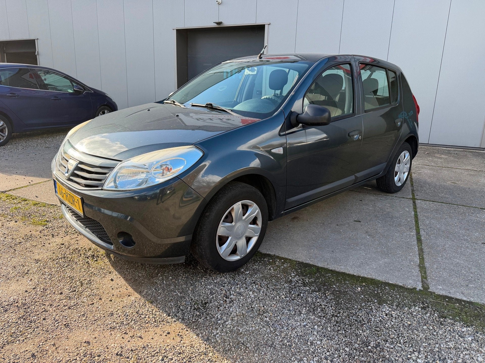 Dacia Sandero 1.6 Ambiance met airco 127180 KM NAP, Auto's, Voorwielaandrijving, 1011 kg, 4 cilinders, Bedrijf