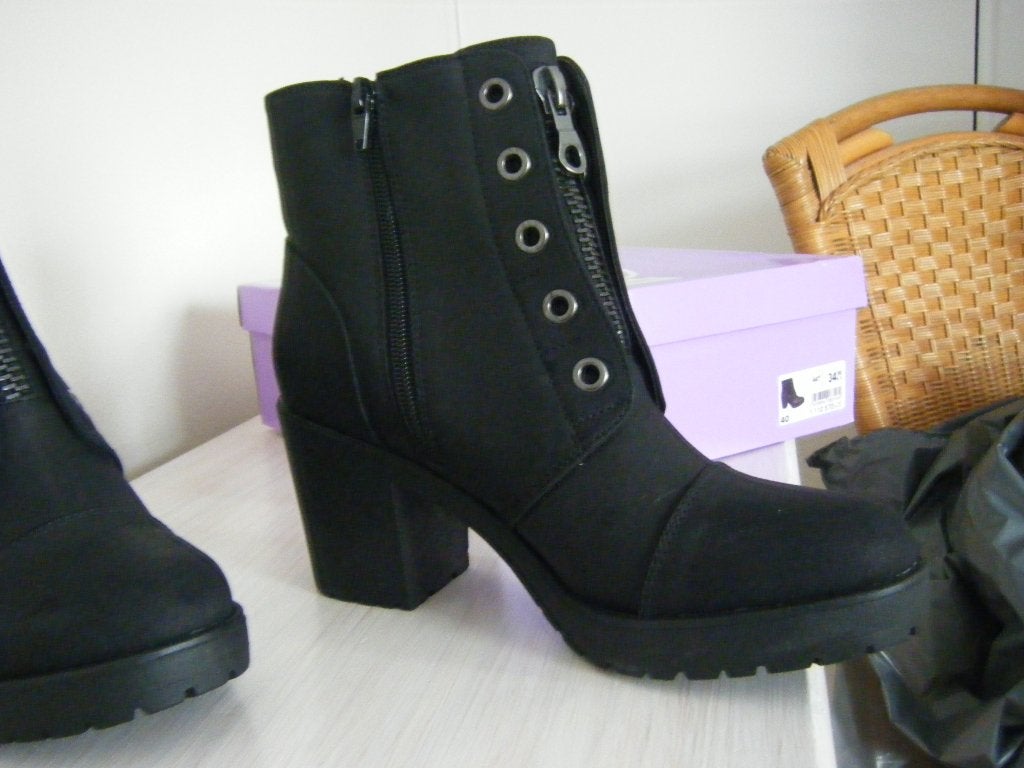Enkel schoenen/Laarsjes, Ophalen of Verzenden, Nieuw, Zwart