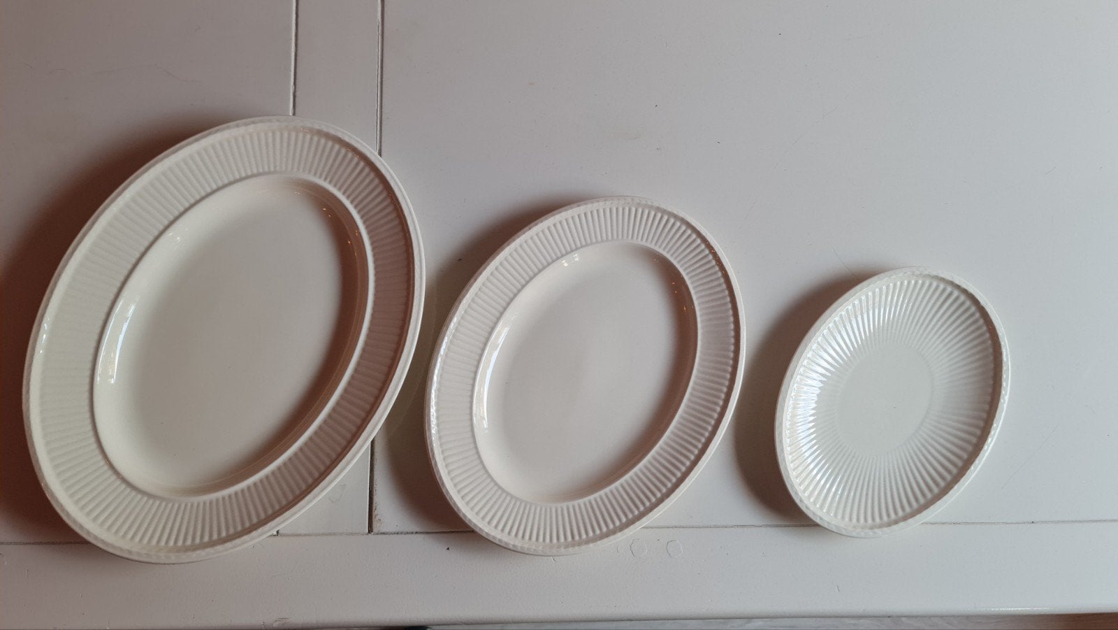 Wedgwood Edme Ovale Schalen Set (3 stuks), Huis en Inrichting, Ophalen, Gebruikt, Klassiek, Schaal of Schalen