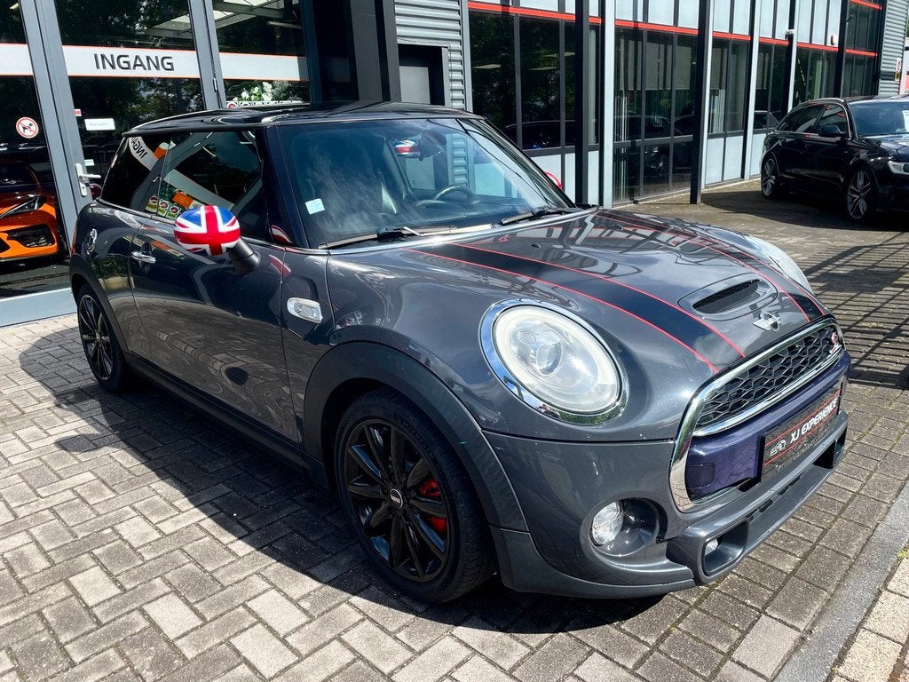 Mini Mini 2.0 Cooper S 192PK LEER / HUD / NAVI / UNION-JACK, Auto's, Mini, 1998 cc, Gebruikt, 4 stoelen, 49 €/maand