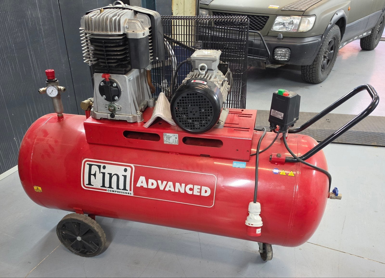 Fini Advanced Compressor BK114-270L-5,5T - 270L, 10 bar, Doe-het-zelf en Verbouw, Compressors, 100 liter of meer, Ophalen, Zo goed als nieuw