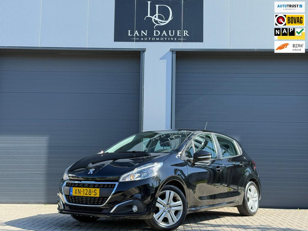 Peugeot 208 1.2 PureTech Signature / LAGE KM / NAP / CARPLAY, Auto's, 83 pk, Euro 6, 1199 cc, Zwart