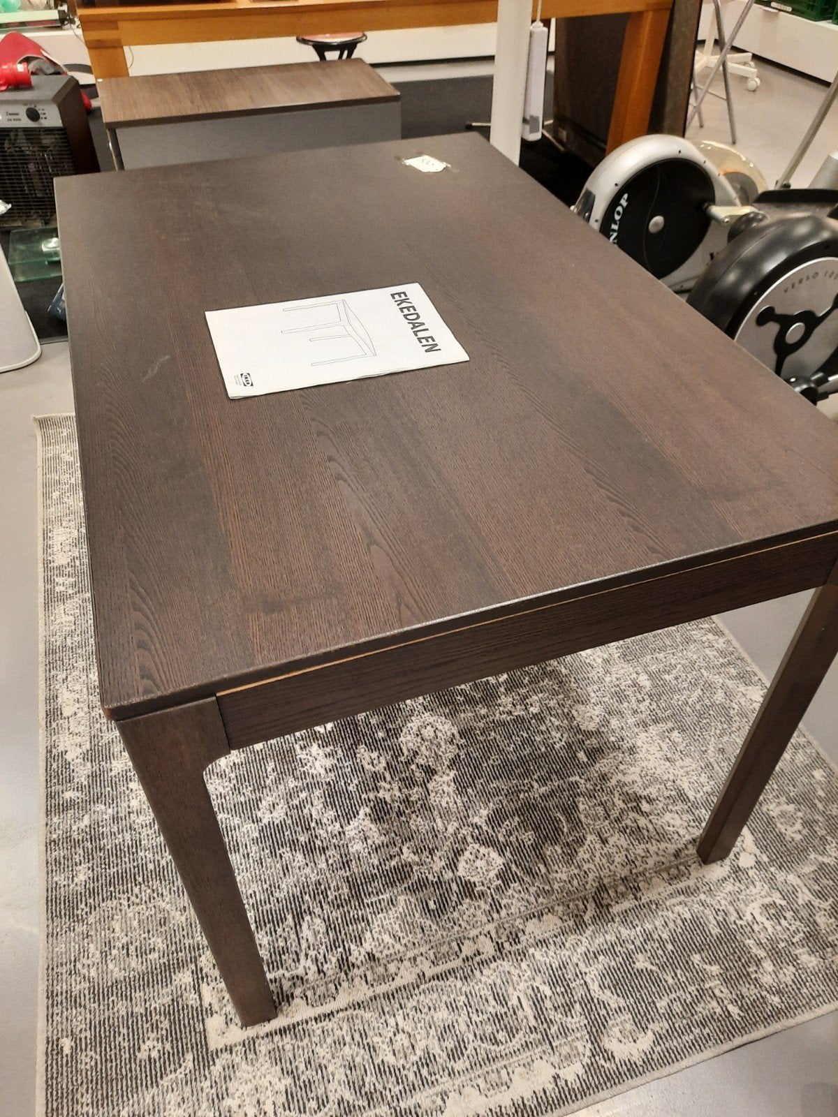 IKEA Ekedalen eettafel - Donkerbruin, uitschuifbaar, Ophalen, Gebruikt, 100 tot 150 cm, Modern, Scandinavisch
