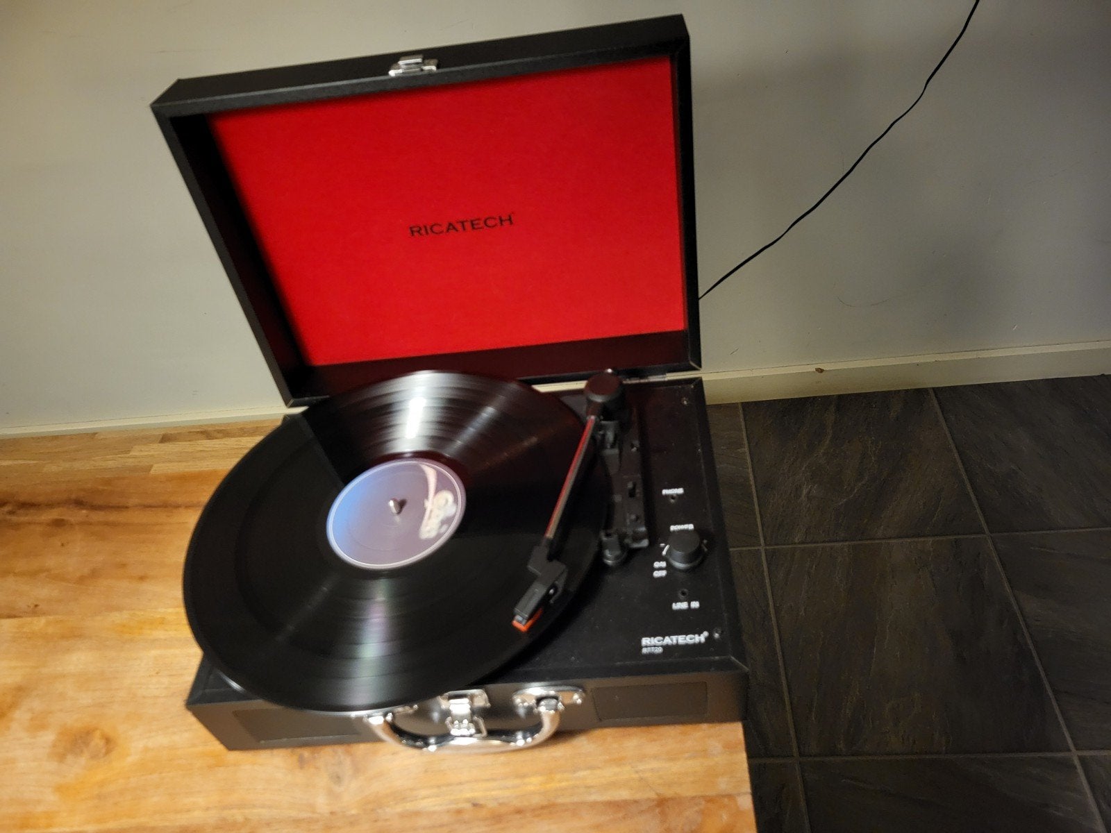 Ricatech RTT20 Platenspeler in koffer - Zwart, Ophalen of Verzenden, Zo goed als nieuw, Platenspeler, Overige merken