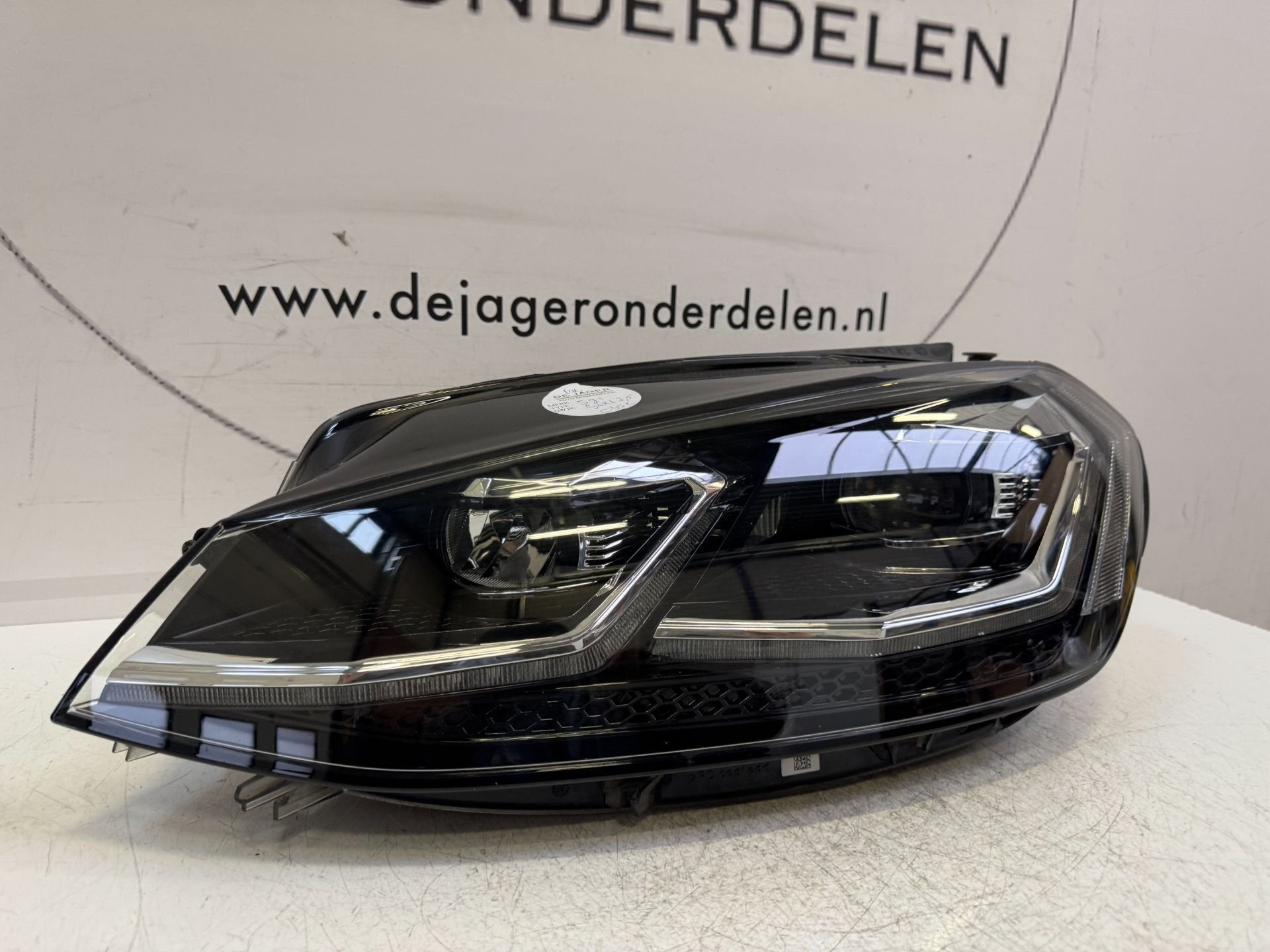 VW GOLF 7 7.5 FACELIFT VOL LED KOPLAMP 5G1941035C LINKS, Auto-onderdelen, Verlichting, Gebruikt, Volkswagen, Volkswagen AG, Berliner Ring 2
38440  Wolfsburg, DE
