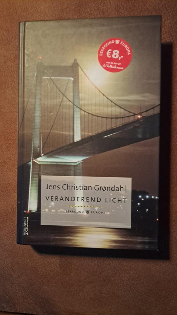 Y Veranderend Licht - Jens Christian Grøndahl Roman, Boeken, Ophalen of Verzenden, Gelezen, Jens Christian Grøndahl, Europa overig