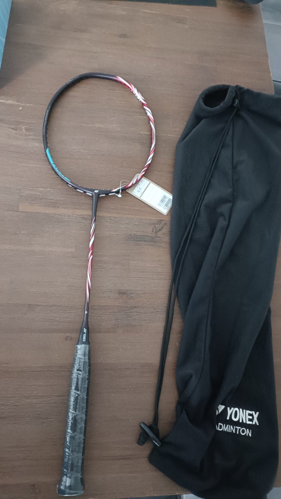 Yonex Astrox 100 Tour badminton racket met hoes -  nieuw, Sport en Fitness, Badminton, Ophalen of Verzenden, Nieuw, Racket(s)
