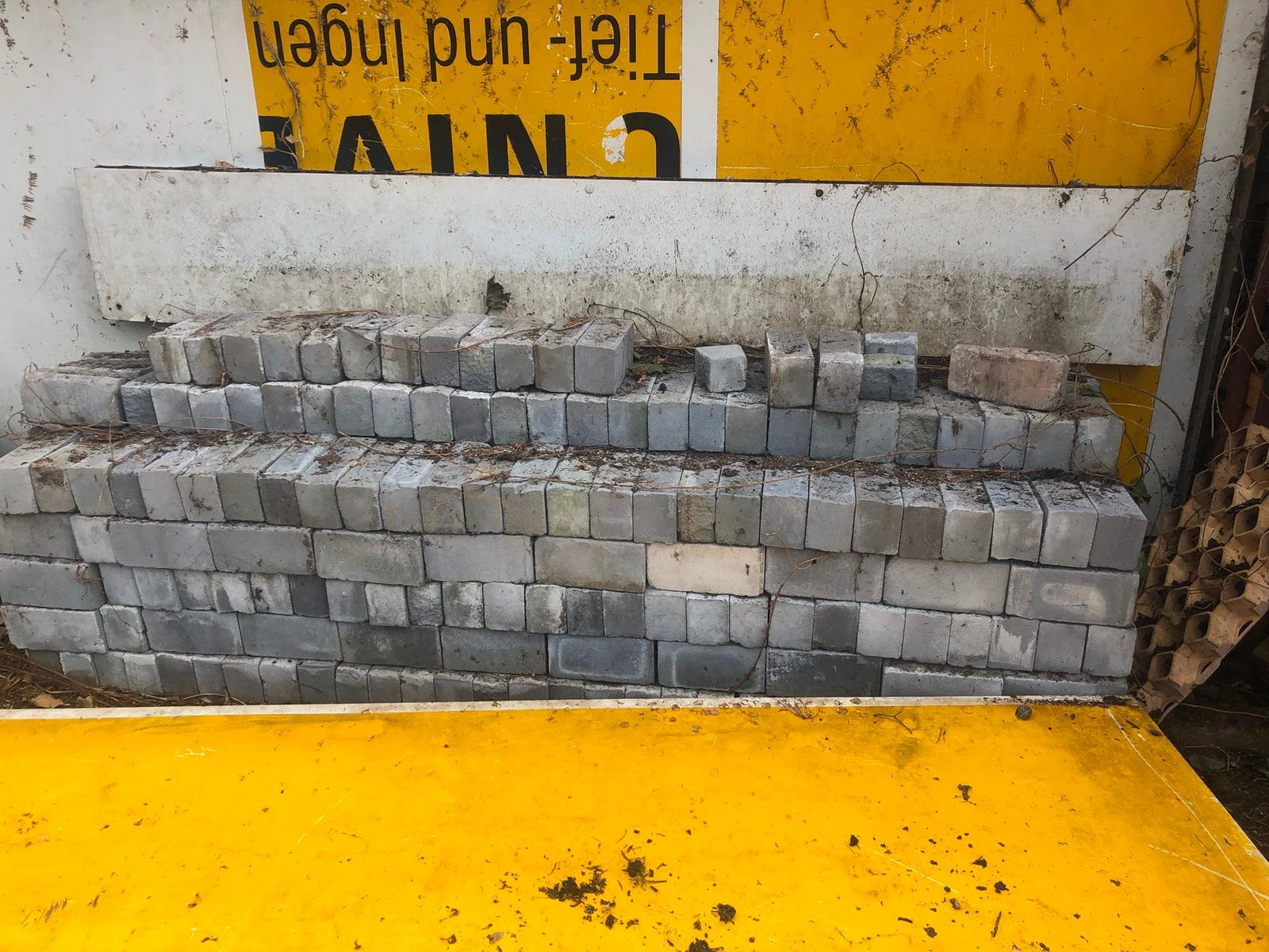 Gebroken kalk/zandstenen, grijs, ong 200 st., Tuin en Terras, Tegels en Klinkers, Ophalen, Zo goed als nieuw, Beton, Overige typen