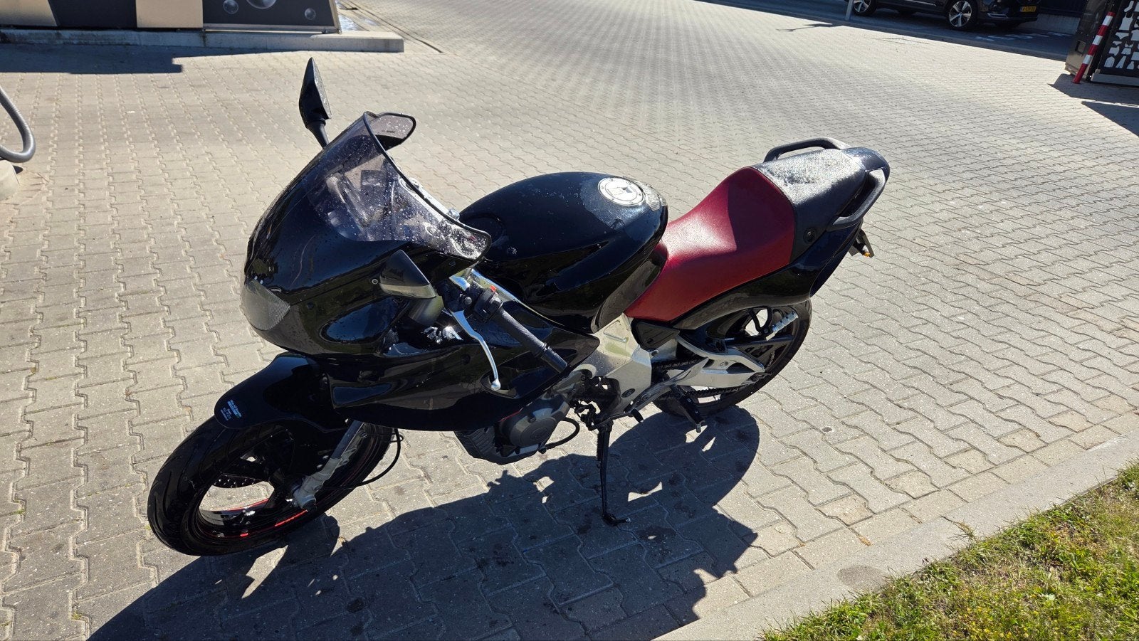 Yamaha SZR 660, Ophalen