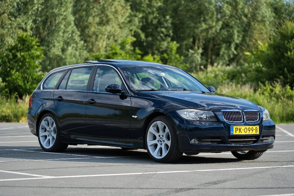 BMW 3-Serie 2.5 I 325 Touring AUT high exe 2006 Blauw, Auto's, BMW, Particulier, 3-Serie, Airconditioning, Automatische klimaatregeling
