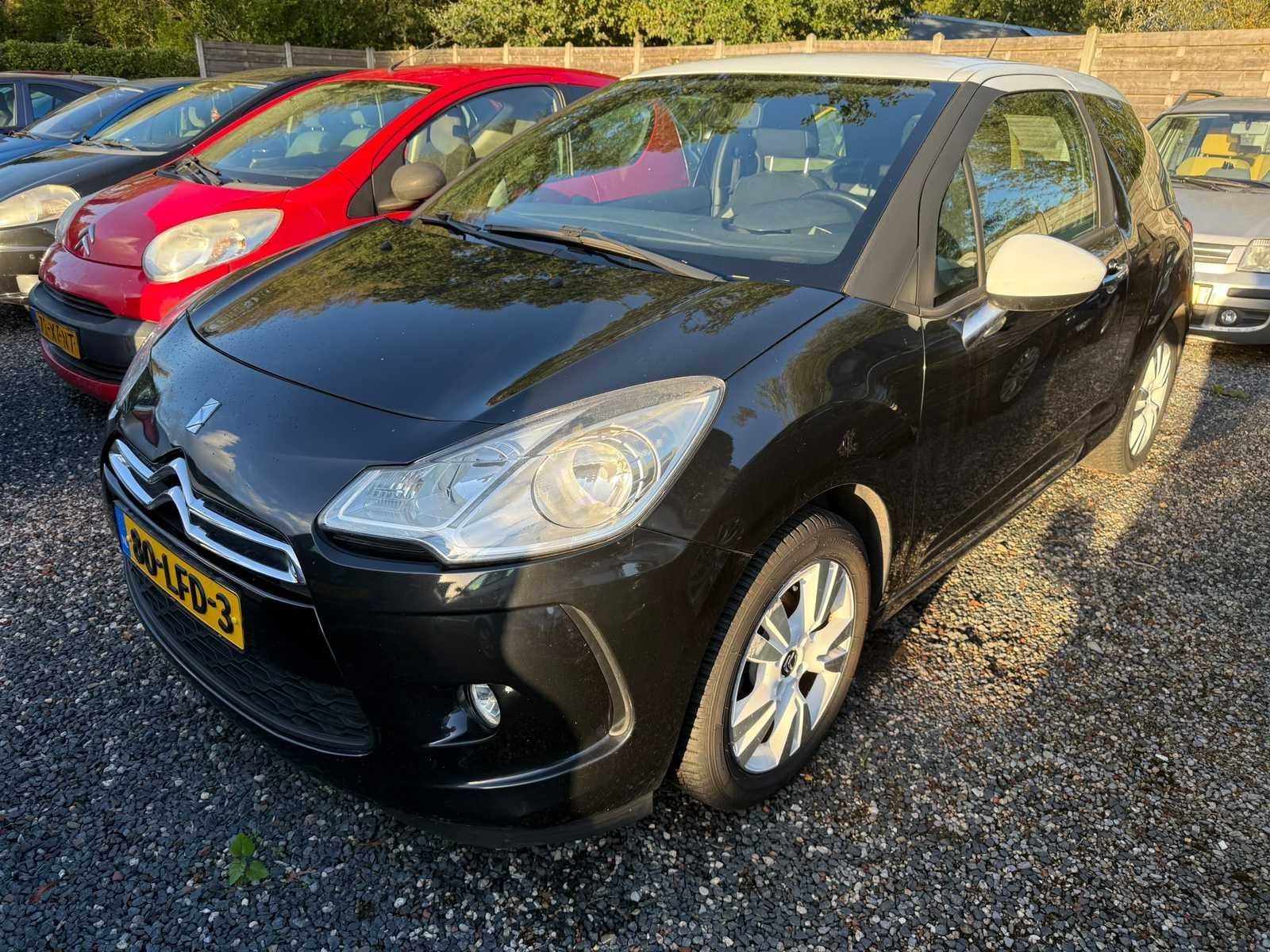 2010 Citroen DS3 1.4 Chic Personenauto, Auto's, Voorwielaandrijving, Euro 5, 4 cilinders, Zwart