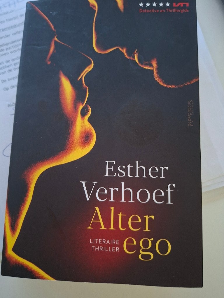 Alter Ego, Ophalen, Zo goed als nieuw, Esther Verhoef, Nederland