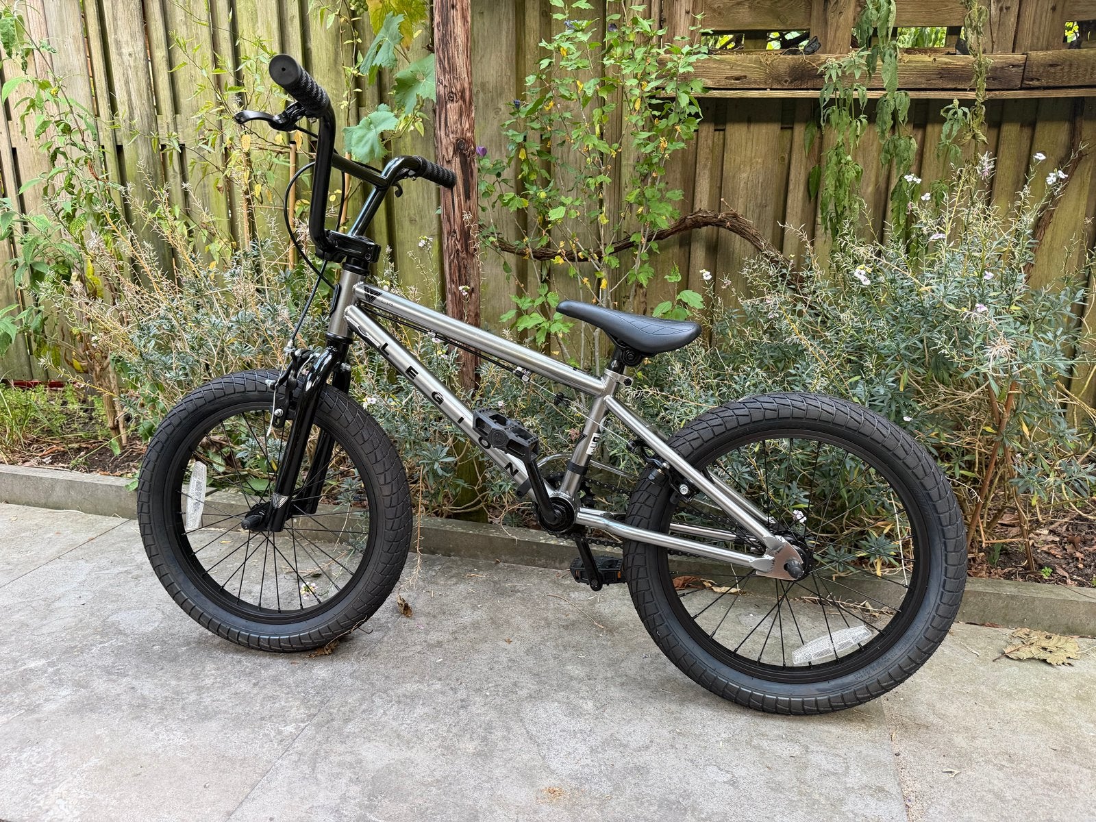 Mongoose Legion L18 BMX Fiets - Zo goed als nieuw, Fietsen en Brommers, Fietsen | Crossfietsen en BMX, Ophalen, 16 tot 20 inch