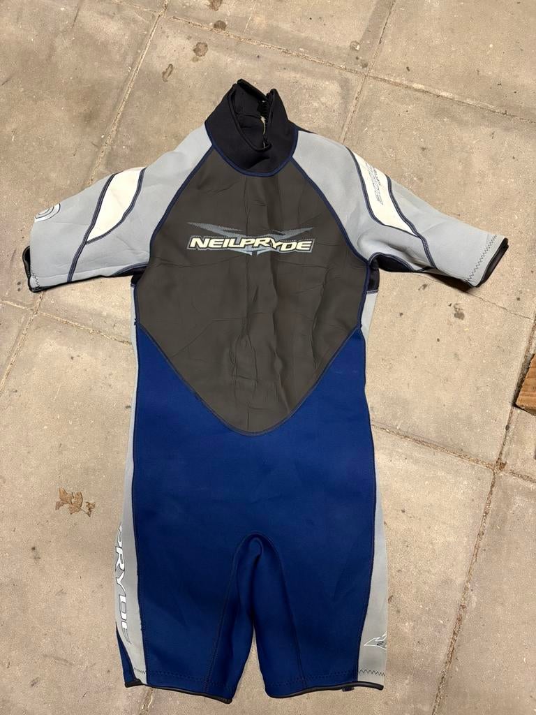 Mistral Naish 8’6 incl. vin, shorty, zittrapeze, Ophalen, 250 tot 300 cm, Gebruikt, Met vin(nen)