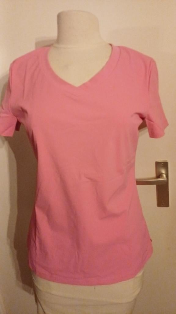 Barbie pink T shirt V hals korte mouw Mi piace, Mp, Maat 46/48 (XL) of groter, Nieuw, Ophalen of Verzenden