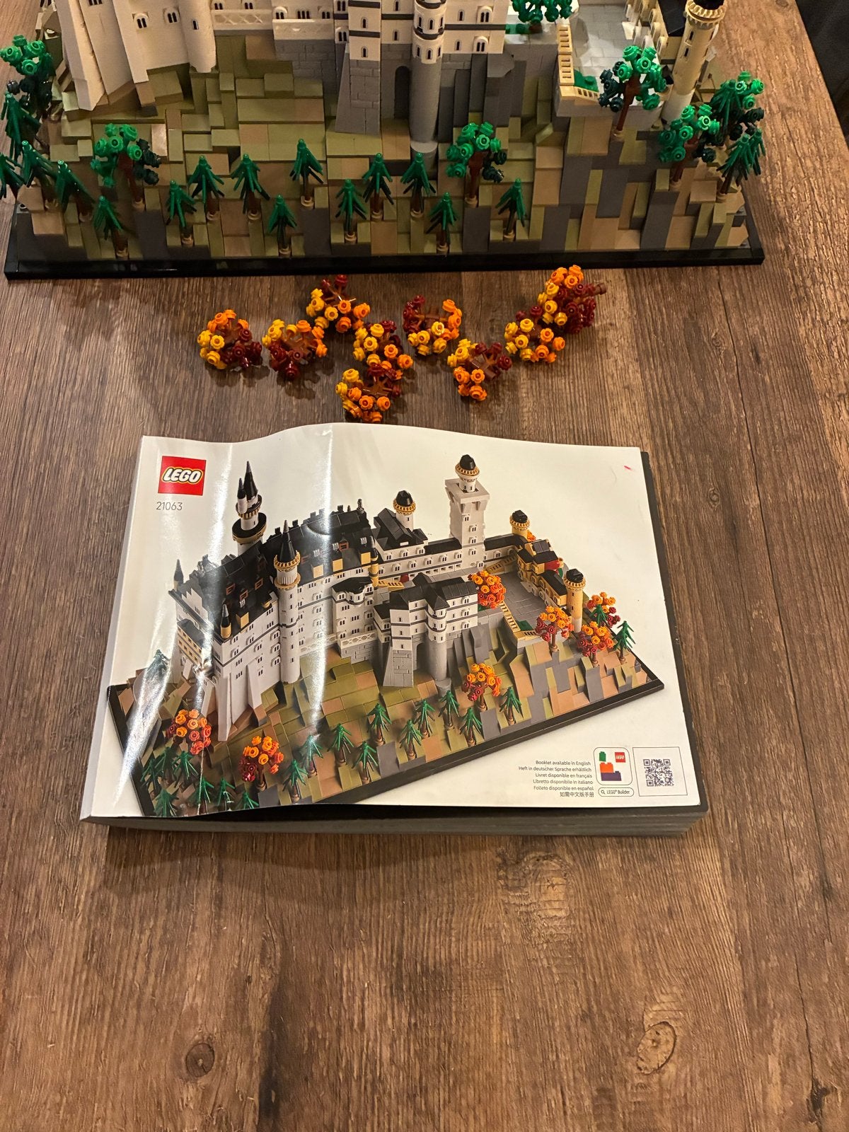 LEGO Architecture 21063 Neuschwanstein Kasteel, Ophalen of Verzenden, Zo goed als nieuw, Overige merken