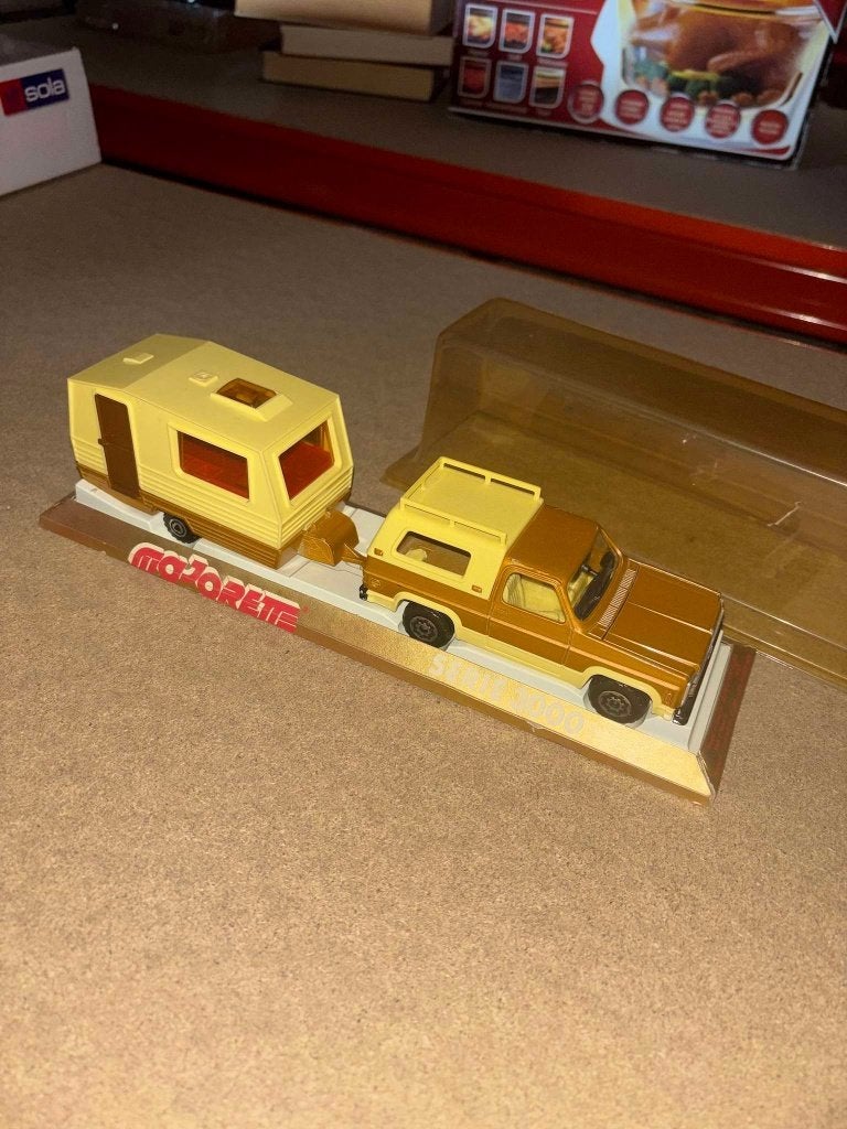 Vintage Majorette Série 3000 pick-up met caravan in doos, Gebruikt, Niet bekend (tweedehands product), Auto, Majorette (tweedehands product)