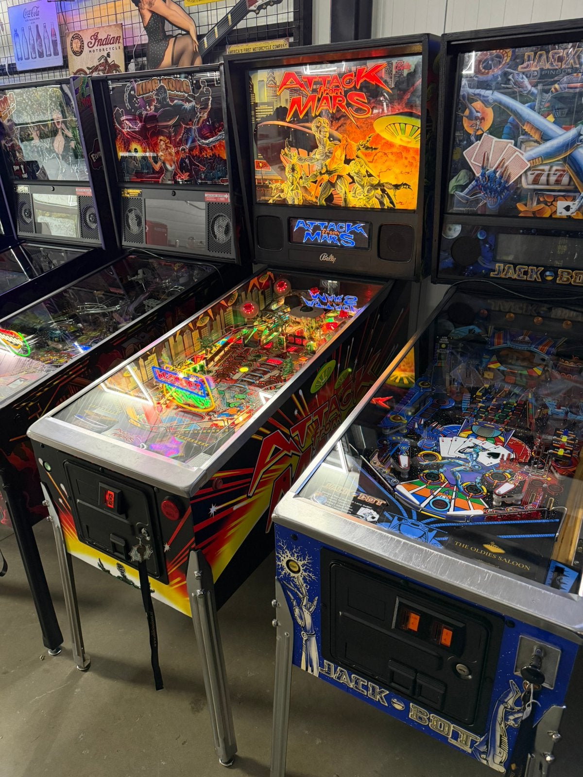 Prachtige flipperkast Bally Attack From Mars Pinball, Verzamelen, Ophalen, Bally, Zo goed als nieuw, Dot-matrix