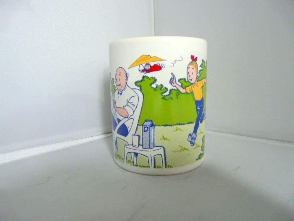 Suske en Wiske # Bekers in tuin en surfend (1992), Ophalen of Verzenden, Suske en Wiske, Zo goed als nieuw, Gebruiksvoorwerp