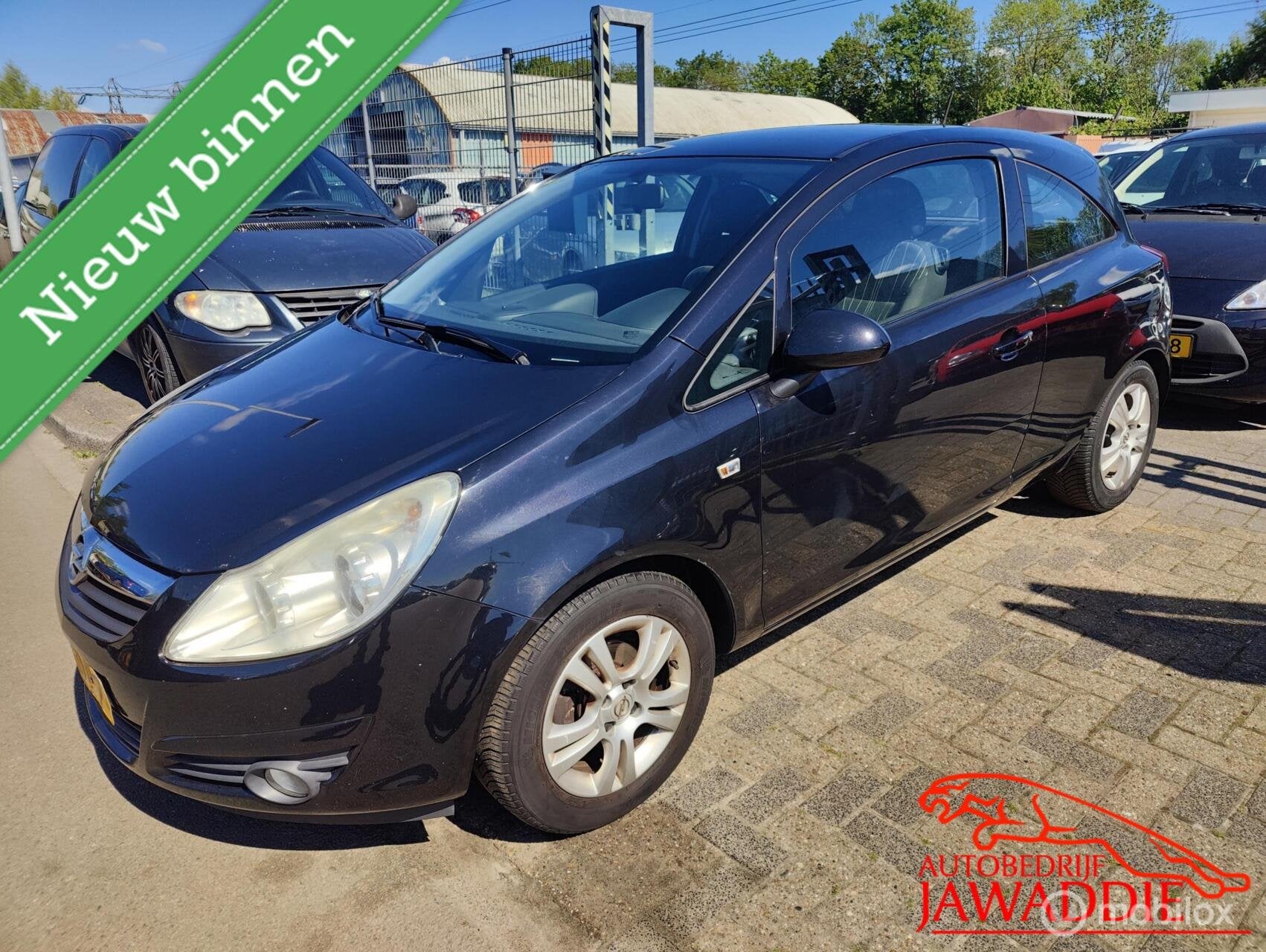Opel Corsa 1.2-16V Enjoy , APK tot 07-04-2027, Nw Distributi, Voorwielaandrijving, 450 kg, 1229 cc, Zwart