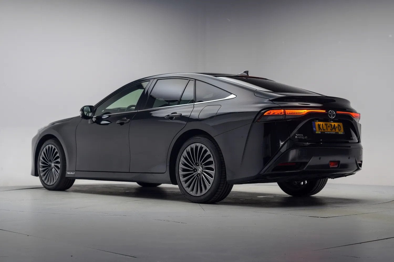 Toyota Mirai Launch Edition [ Panorama Leder Adapt.cruise St, Auto's, Automaat, 0 cilinders, Gebruikt, Mirai