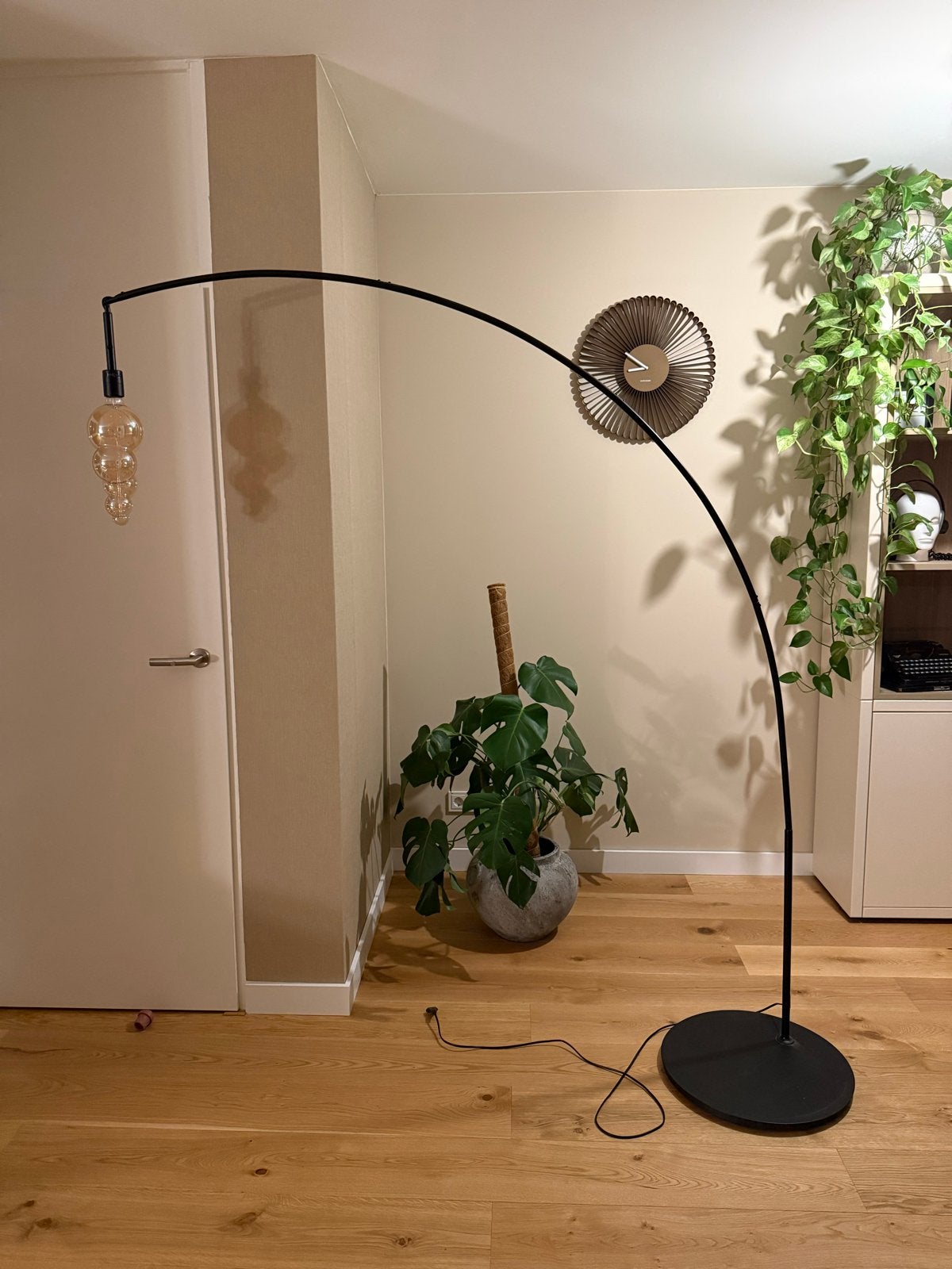 IKEA Staande Booglamp - Zwart, Exclusief Lamp, Ophalen, E27 (groot), Zo goed als nieuw, Metaal