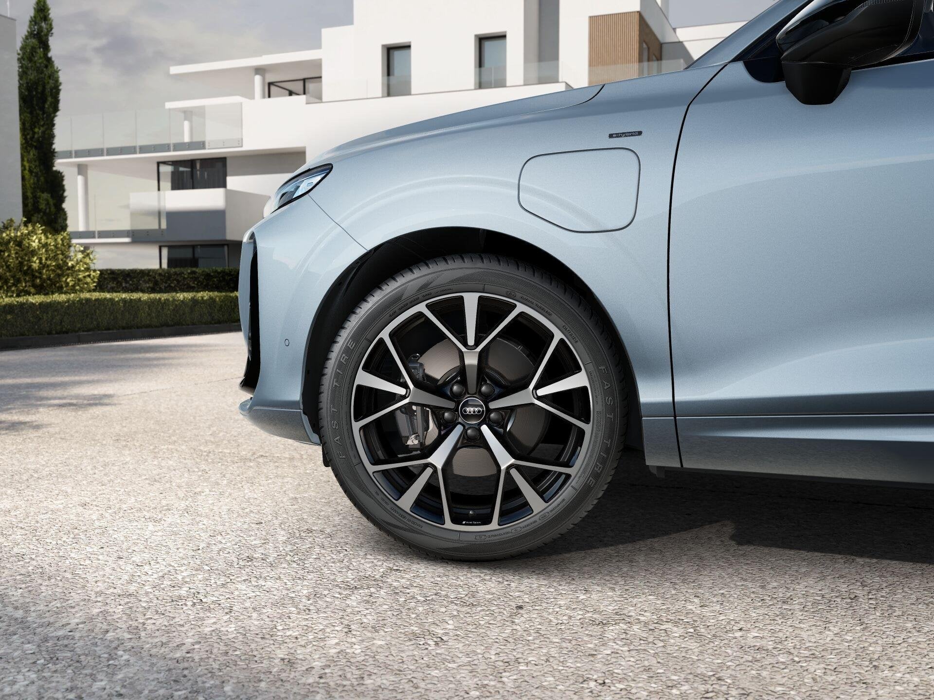 Audi Q3 1.5 e-hybrid 272pk S Edition | Panoramadak | 20" Vel, Auto's, Audi, 12 maanden, 1800 kg, 4 cilinders, 150 min