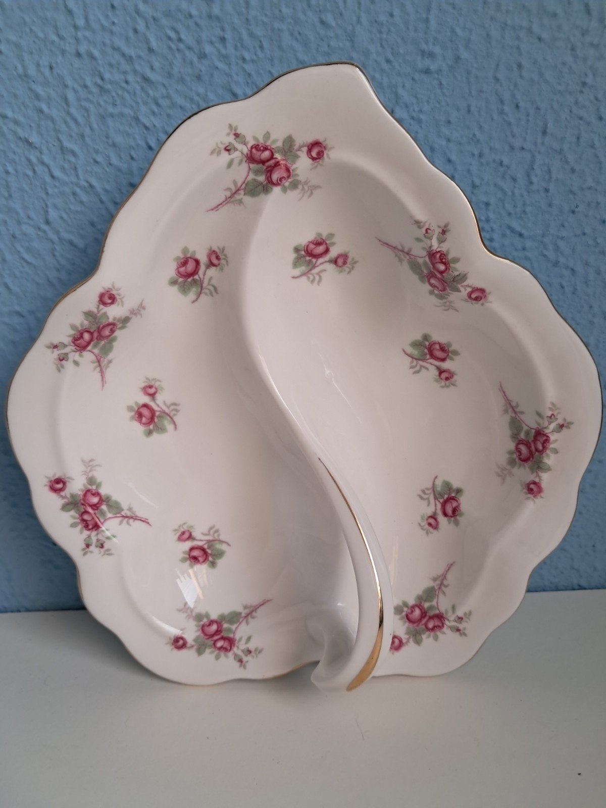 Charmante vintage porseleinen bladschaal., Antiek en Kunst, Ophalen of Verzenden