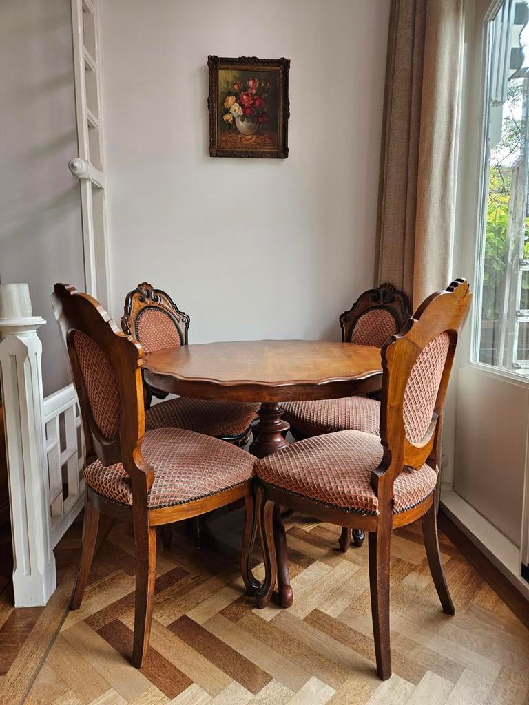 Antieke Indische eethoek: tafel met 4 stoelen, Ophalen of Verzenden